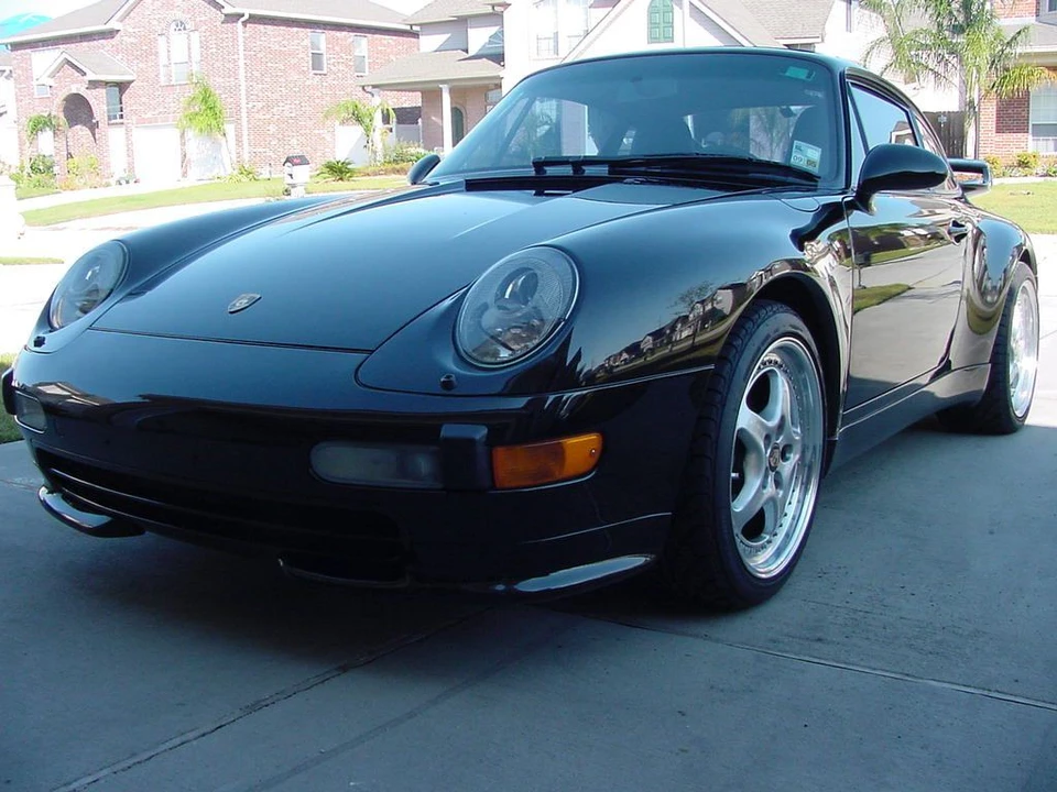 1995 Porsche 993 Carrera 4 - Image 2 of 8