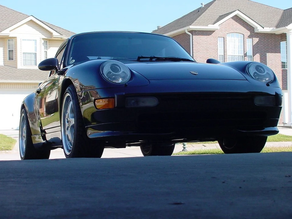 1995 Porsche 993 Carrera 4 - Image 4 of 8