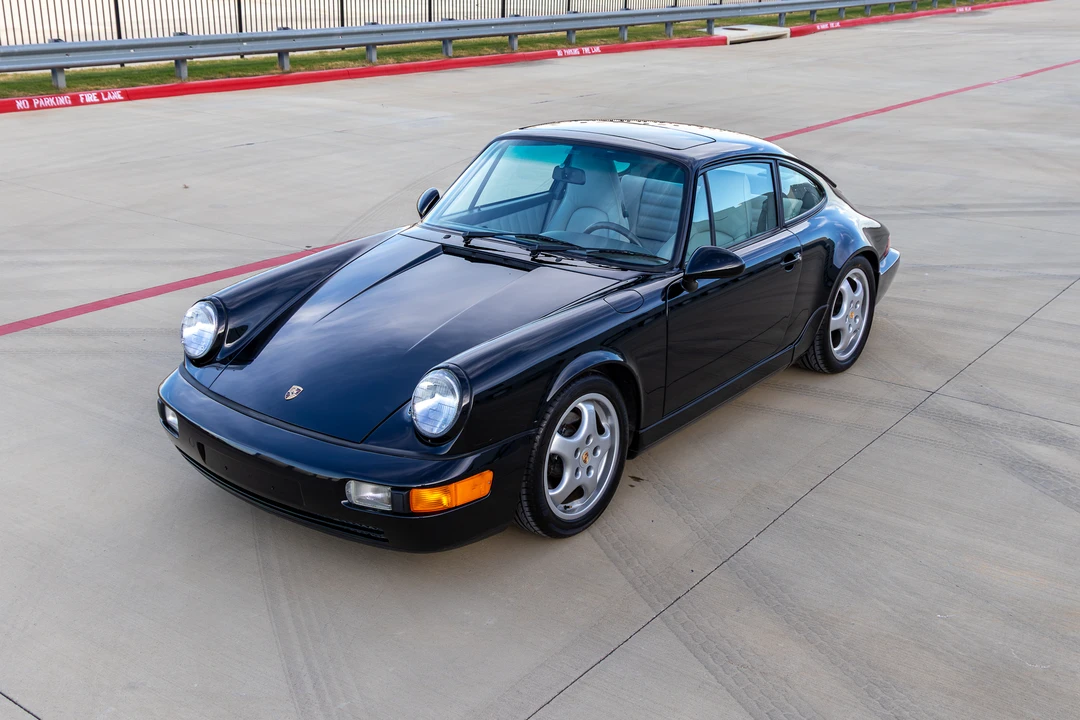 1992 Porsche 964 Carrera 4 - Image 4 of 31