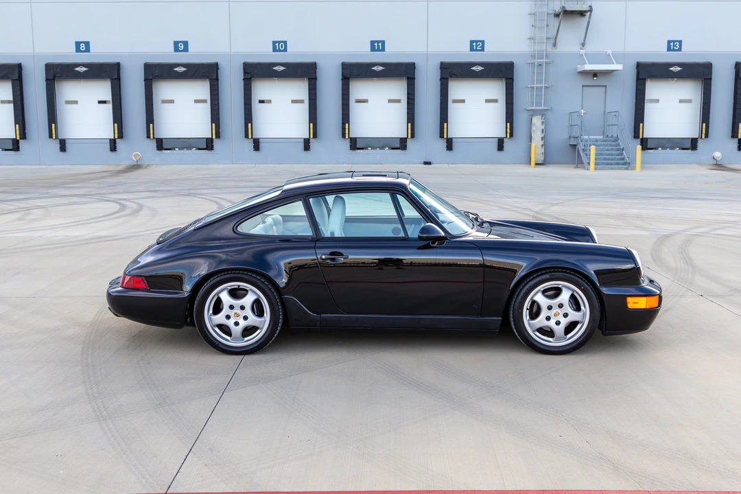 1992 Porsche 964 Carrera 4 - Image 12 of 31