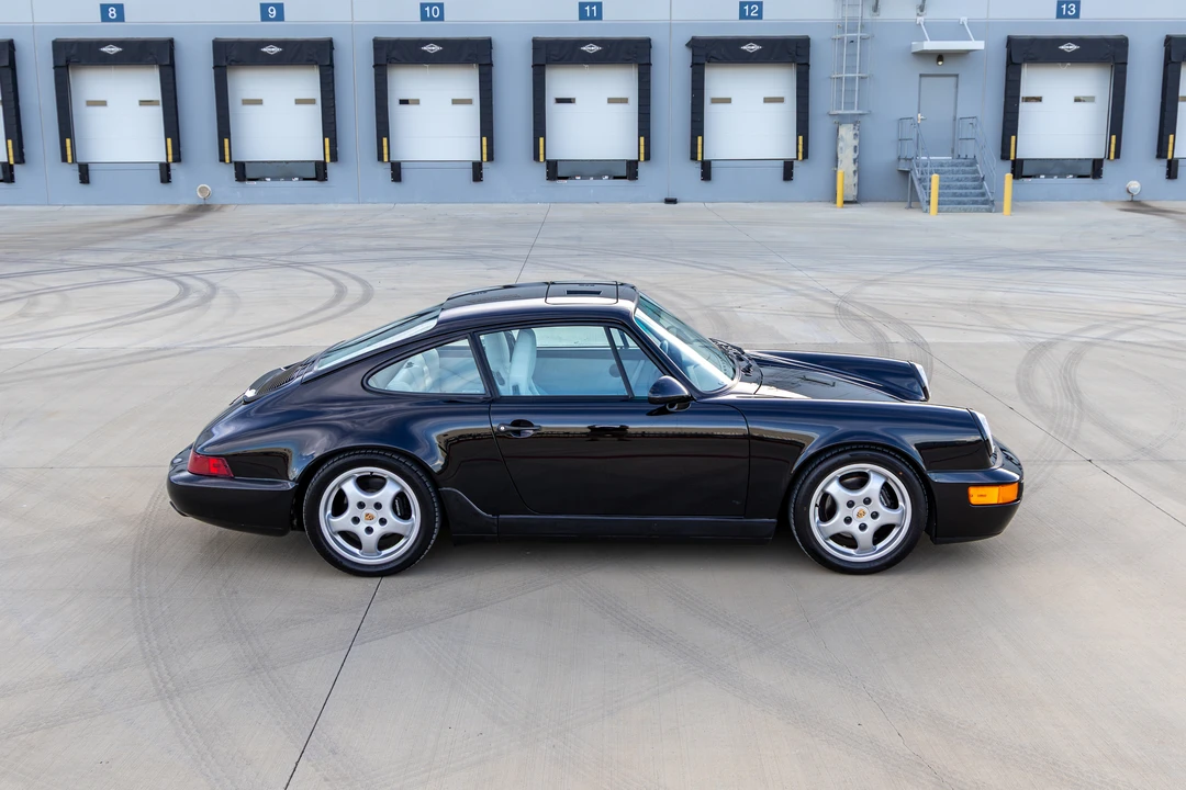 1992 Porsche 964 Carrera 4 - Image 13 of 31