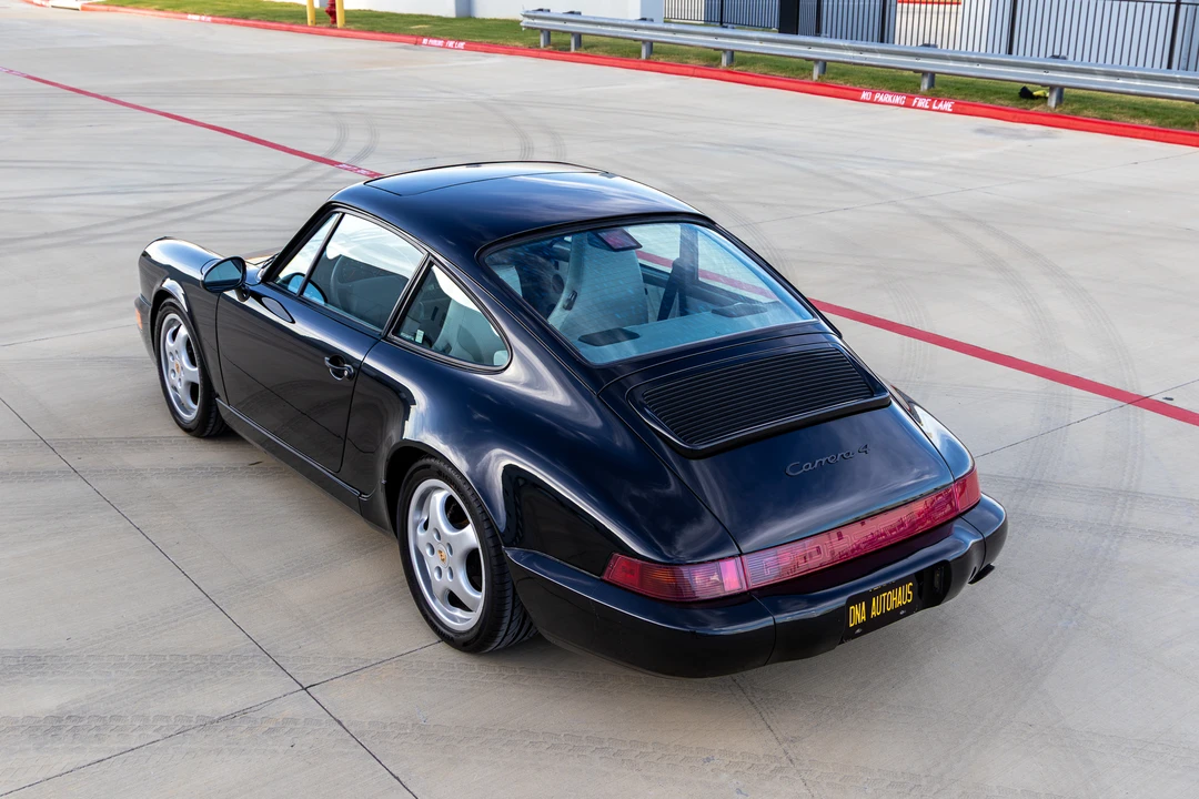 1992 Porsche 964 Carrera 4 - Image 22 of 31