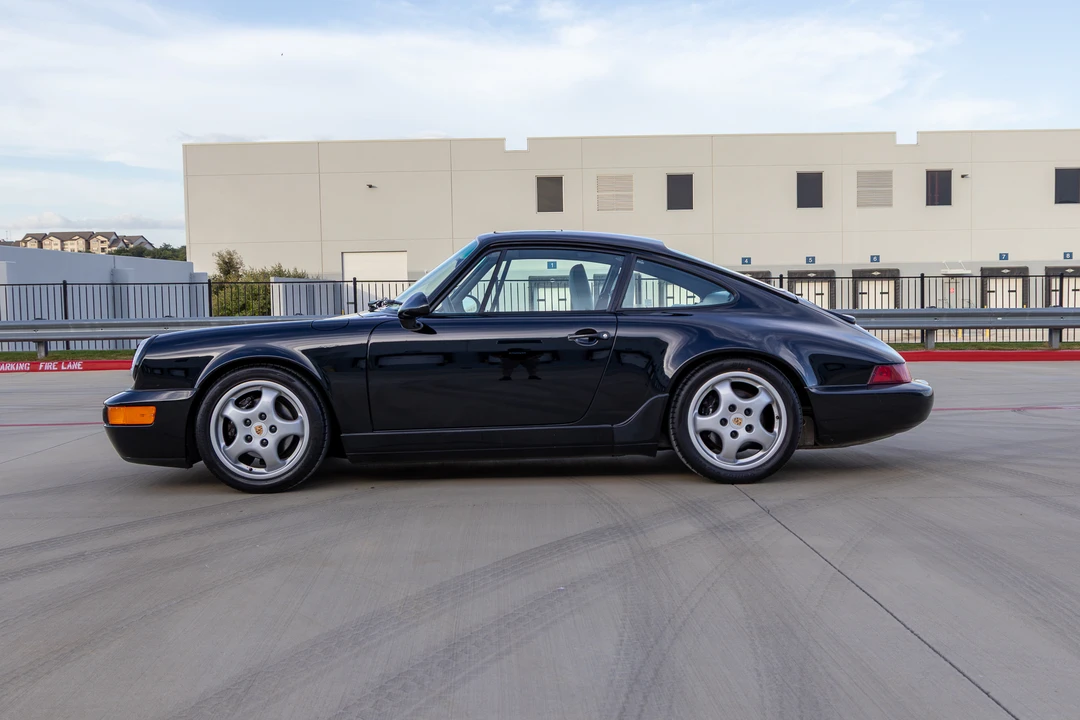 1992 Porsche 964 Carrera 4 - Image 23 of 31