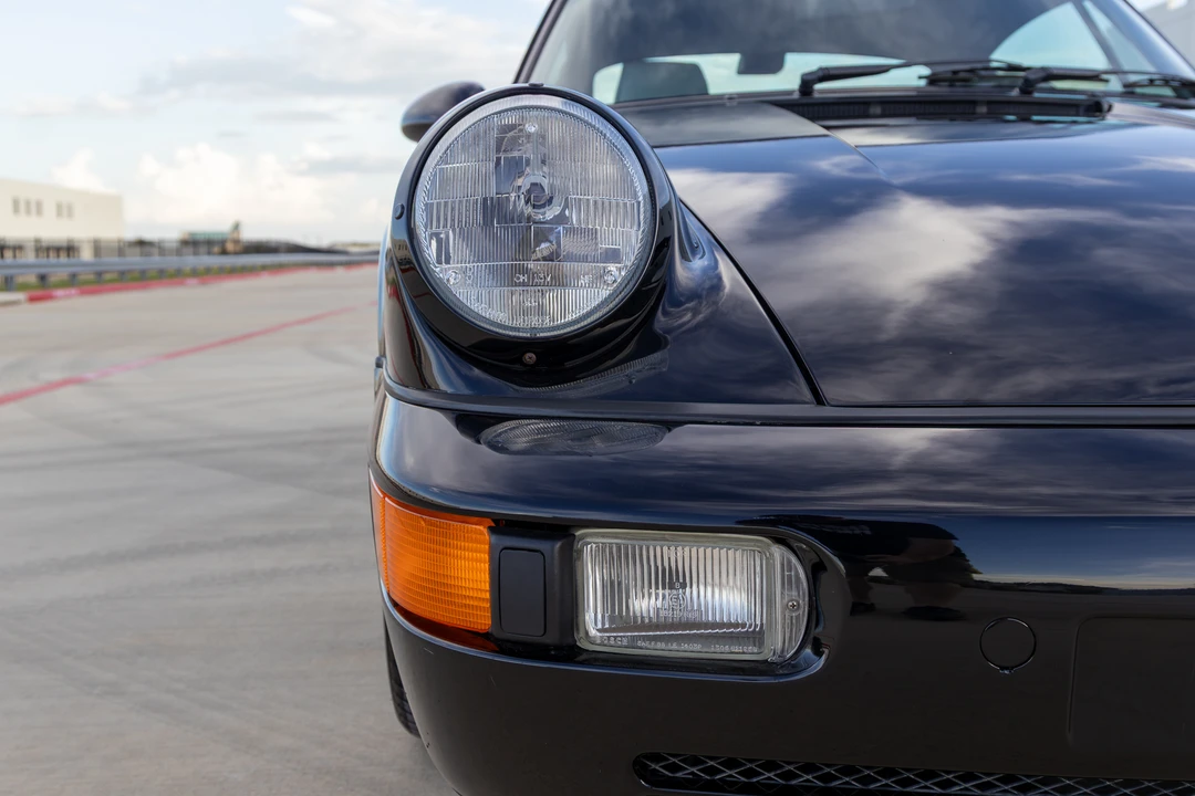 1992 Porsche 964 Carrera 4 - Image 26 of 31
