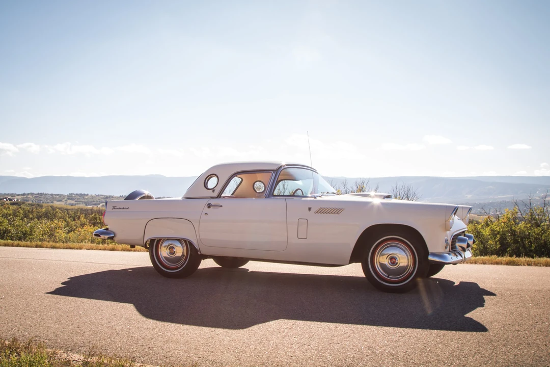 1956 Ford Thunderbird 1st Gen - Image 16 of 31