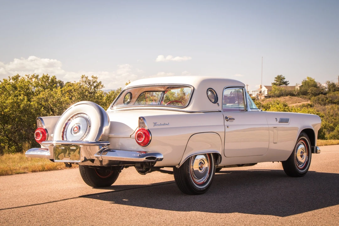 1956 Ford Thunderbird 1st Gen - Image 20 of 31