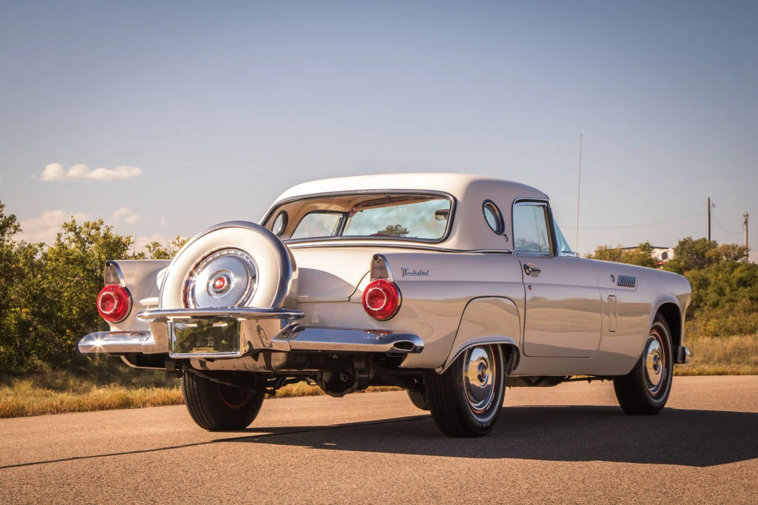 1956 Ford Thunderbird 1st Gen - Image 21 of 31