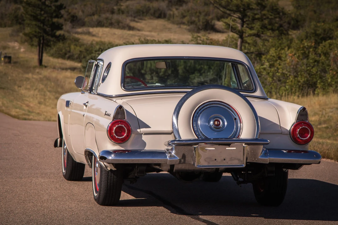 1956 Ford Thunderbird 1st Gen - Image 26 of 31