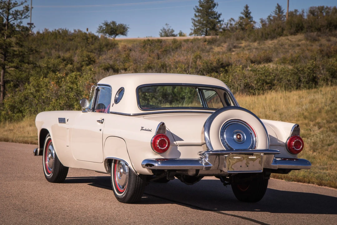 1956 Ford Thunderbird 1st Gen - Image 27 of 31