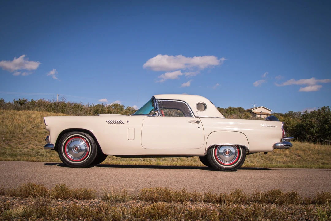 1956 Ford Thunderbird 1st Gen - Image 30 of 31