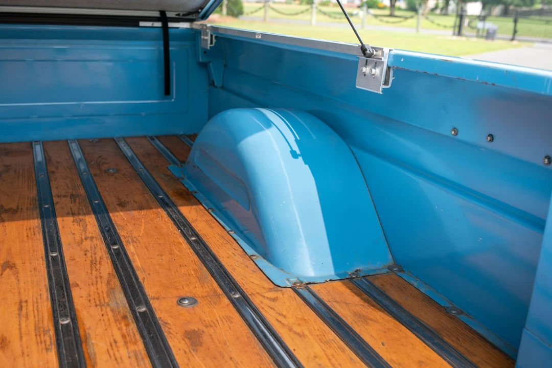 1959 Chevrolet Task Force - Image 26 of 31