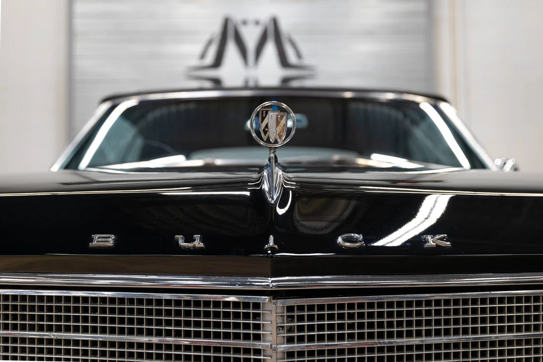 1966 Buick Electra - Image 28 of 31