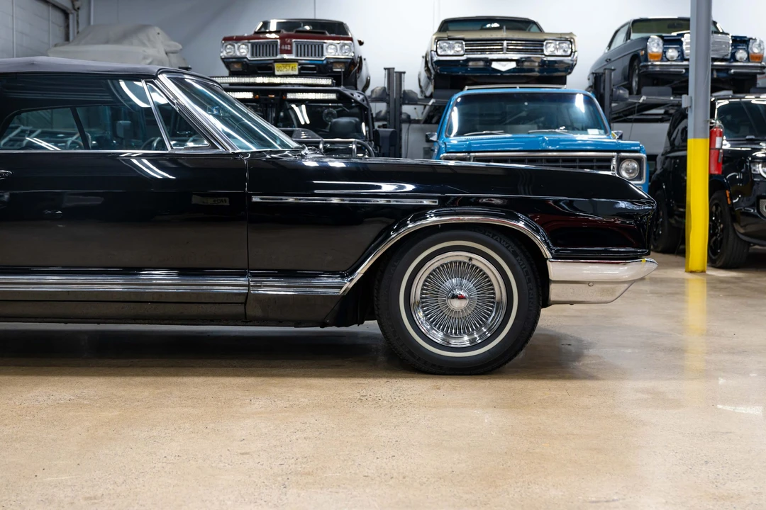 1966 Buick Electra - Image 18 of 31