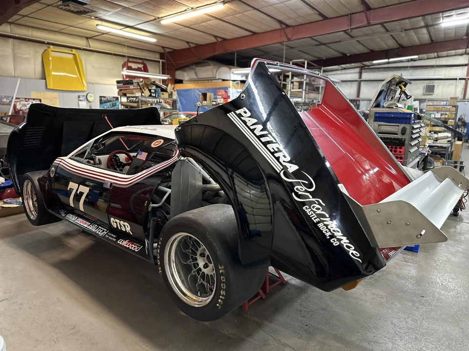 DeTomaso Pantera - Image 16 of 31