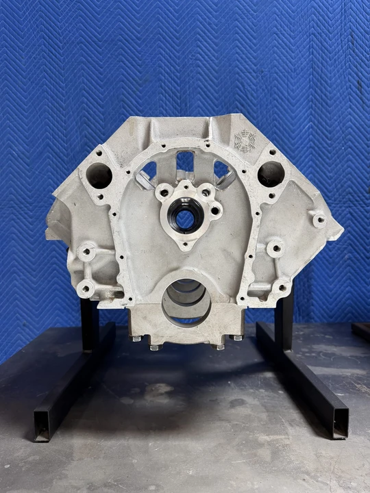 Parts & Memorabilia Engines - Image 5 of 31