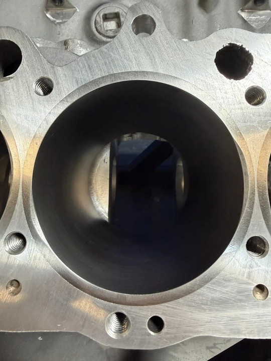 Parts & Memorabilia Engines - Image 8 of 31