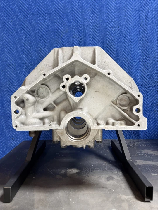Parts & Memorabilia Engines - Image 11 of 31