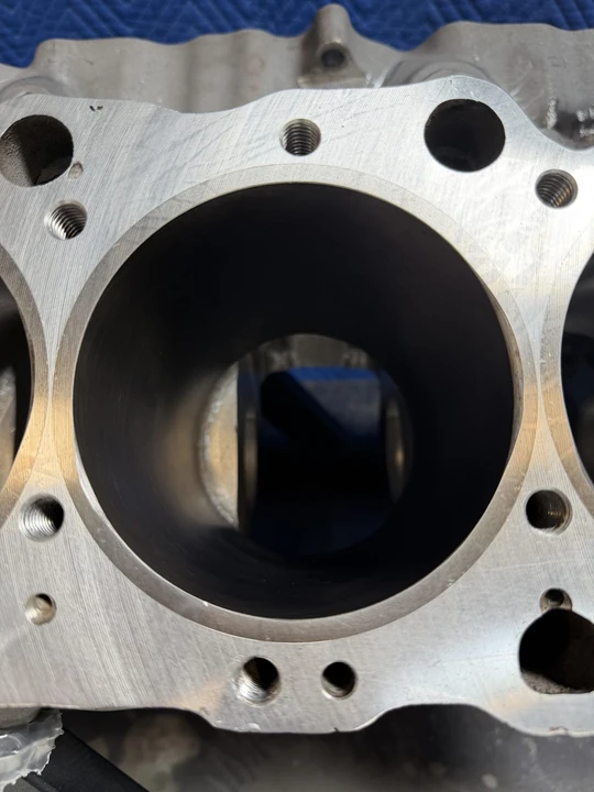 Parts & Memorabilia Engines - Image 17 of 31