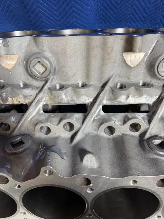 Parts & Memorabilia Engines - Image 21 of 31