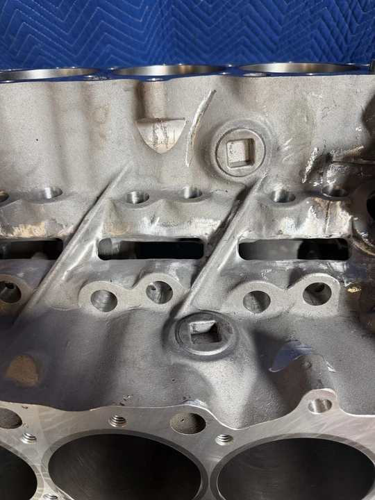 Parts & Memorabilia Engines - Image 22 of 31