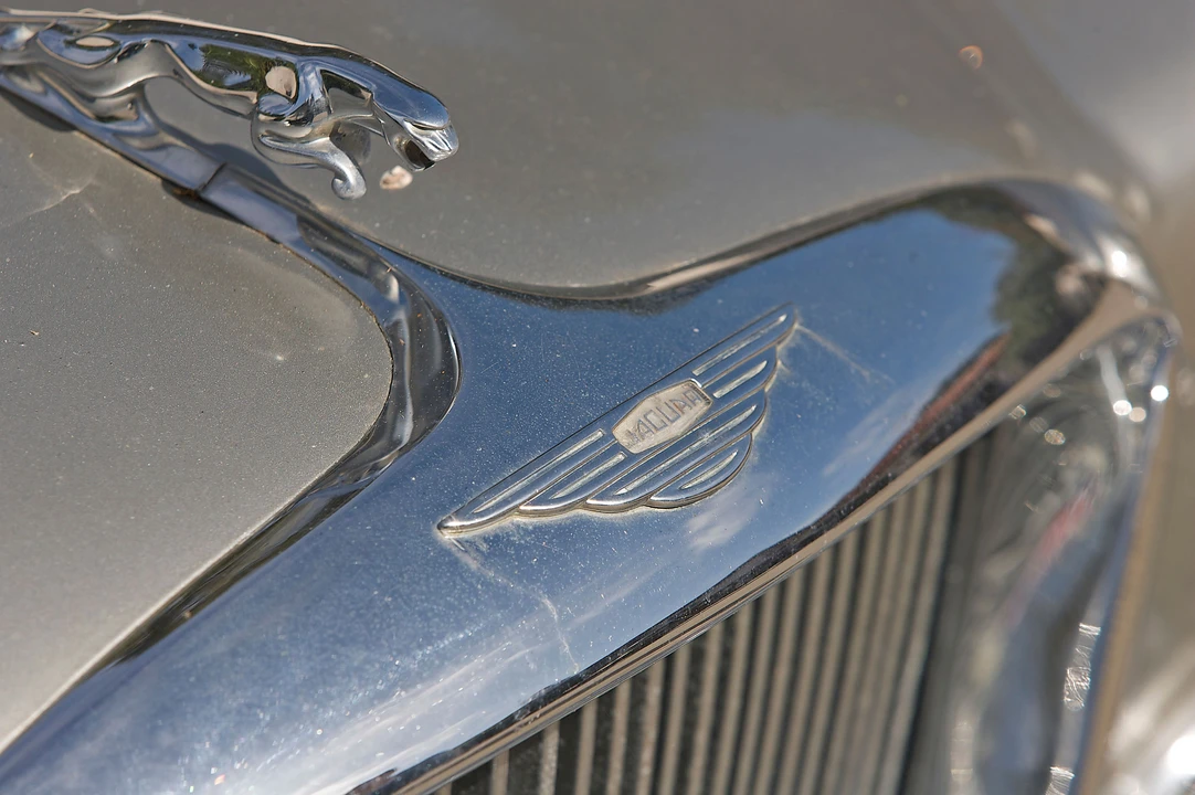 1966 Jaguar Mark X - Image 2 of 2