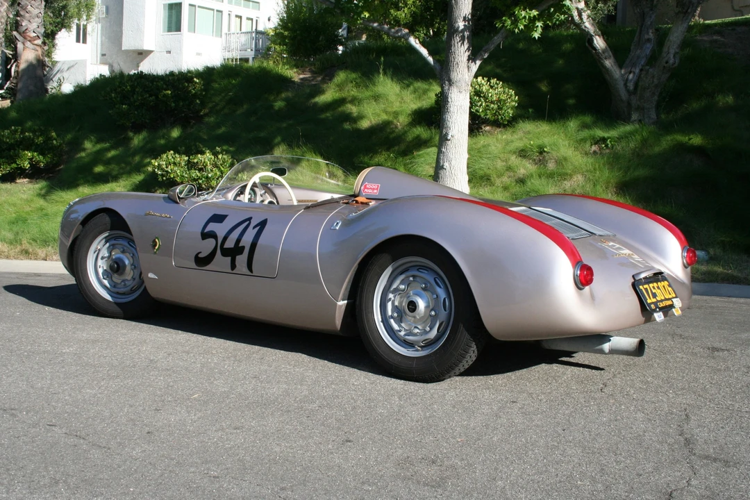 Porsche 550 - Image 16 of 31