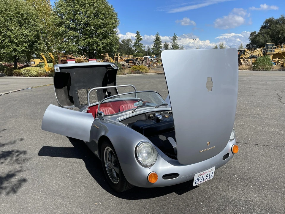 Porsche 550 - Image 9 of 31