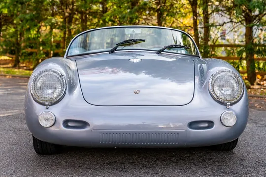 Porsche 550 - Image 4 of 31