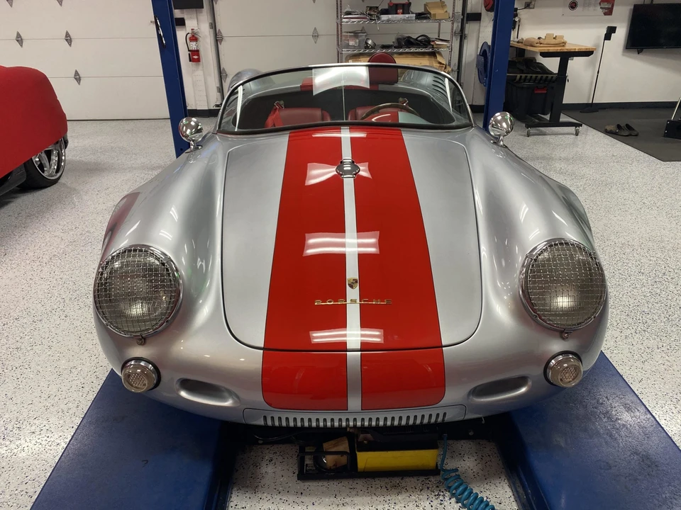 Porsche 550 - Image 14 of 31