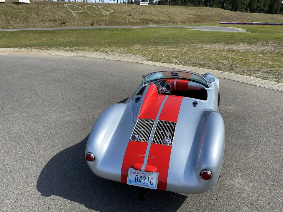 Porsche 550 - Image 9 of 31