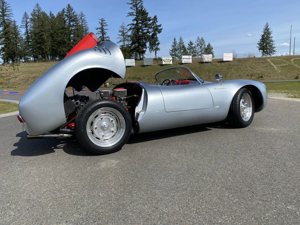 Porsche 550 - Image 22 of 31