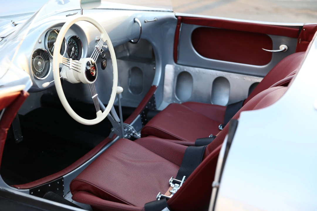 Porsche 550 - Image 21 of 31