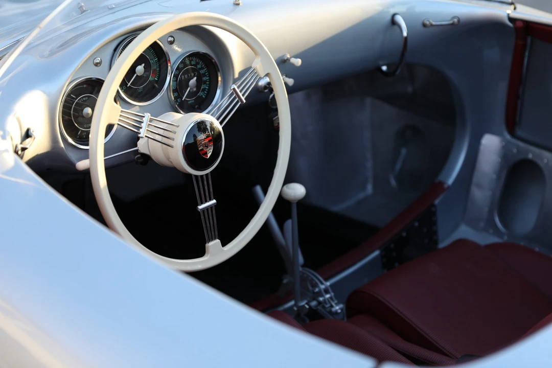 Porsche 550 - Image 18 of 31