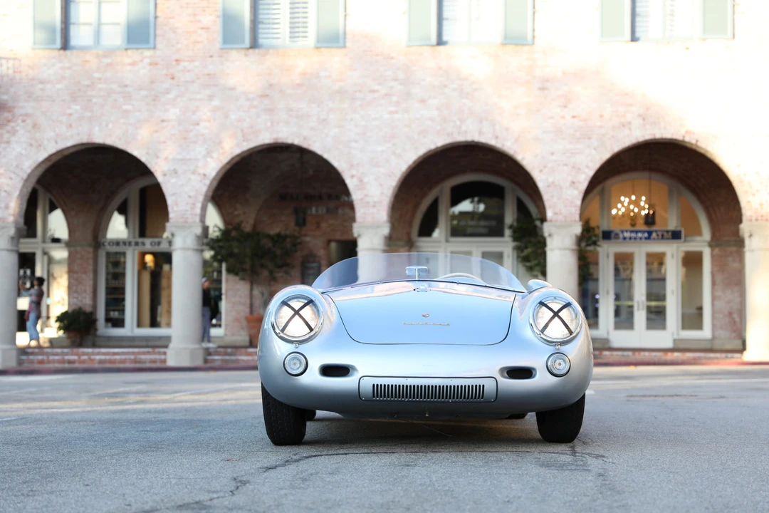 Porsche 550 - Image 15 of 31