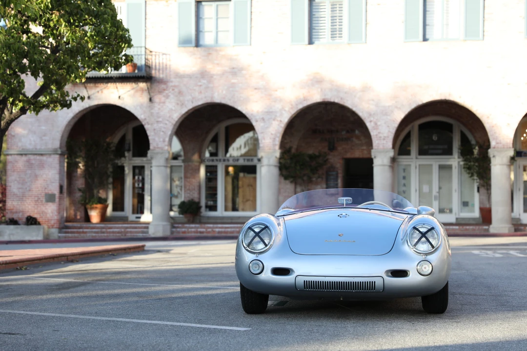 Porsche 550 - Image 2 of 31