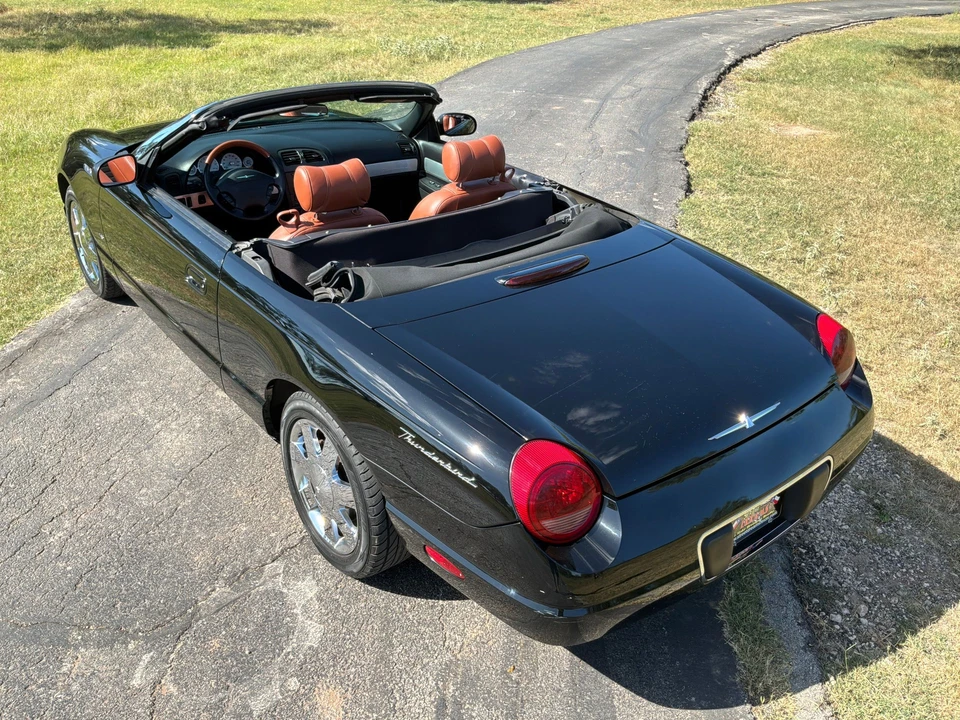 2003 Ford Thunderbird 11th Gen - Image 3 of 31