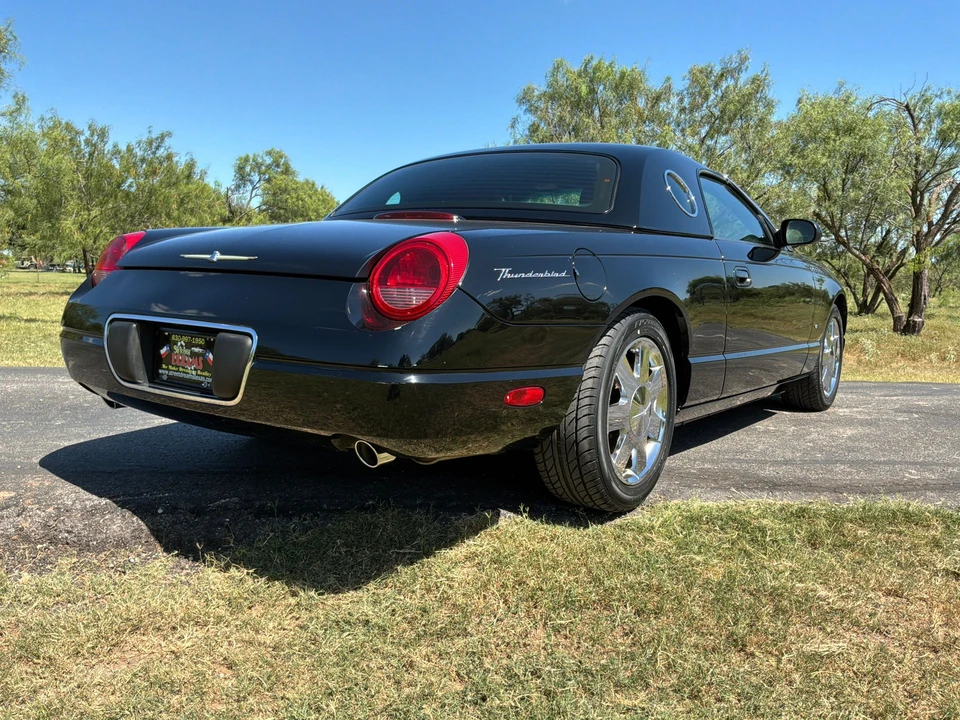 2003 Ford Thunderbird 11th Gen - Image 6 of 31