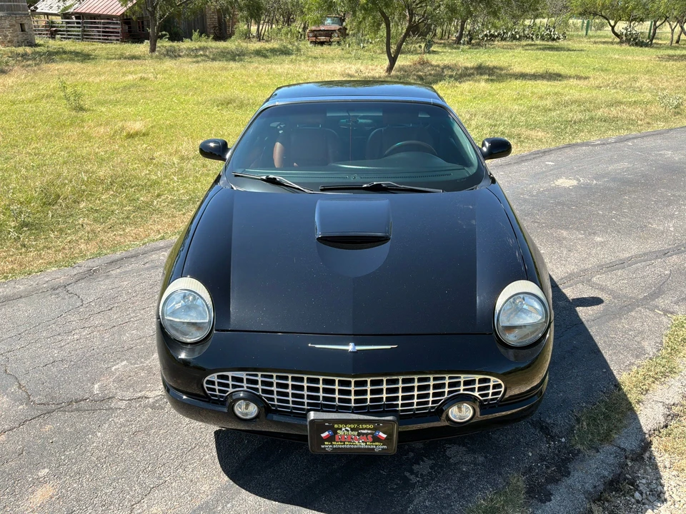 2003 Ford Thunderbird 11th Gen - Image 9 of 31