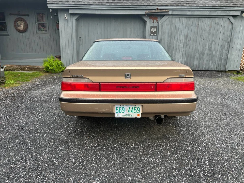 1990 Honda Prelude 3rd Gen - Image 8 of 14