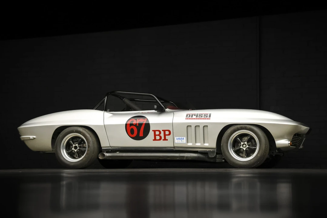 1966 Chevrolet Corvette C2 - Image 30 of 31