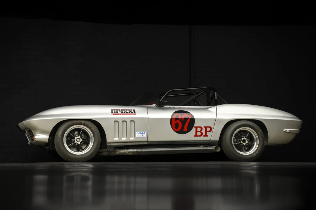 1966 Chevrolet Corvette C2 - Image 17 of 31