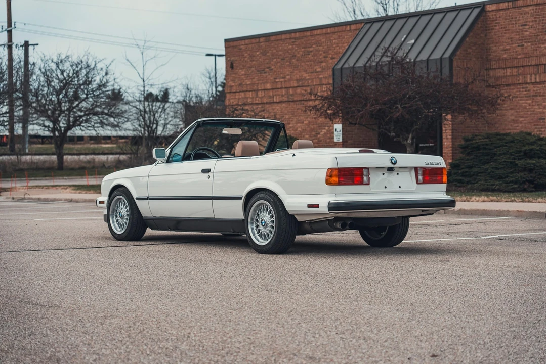 1991 BMW E30 3 Series - Image 6 of 31
