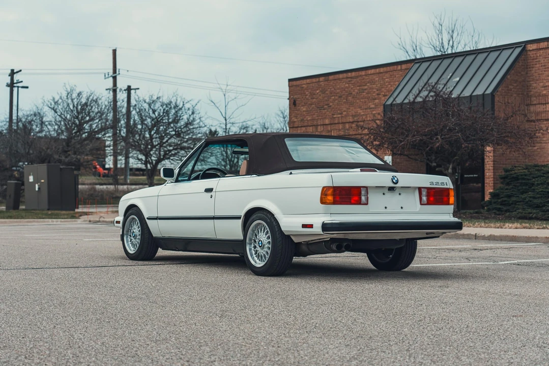 1991 BMW E30 3 Series - Image 15 of 31