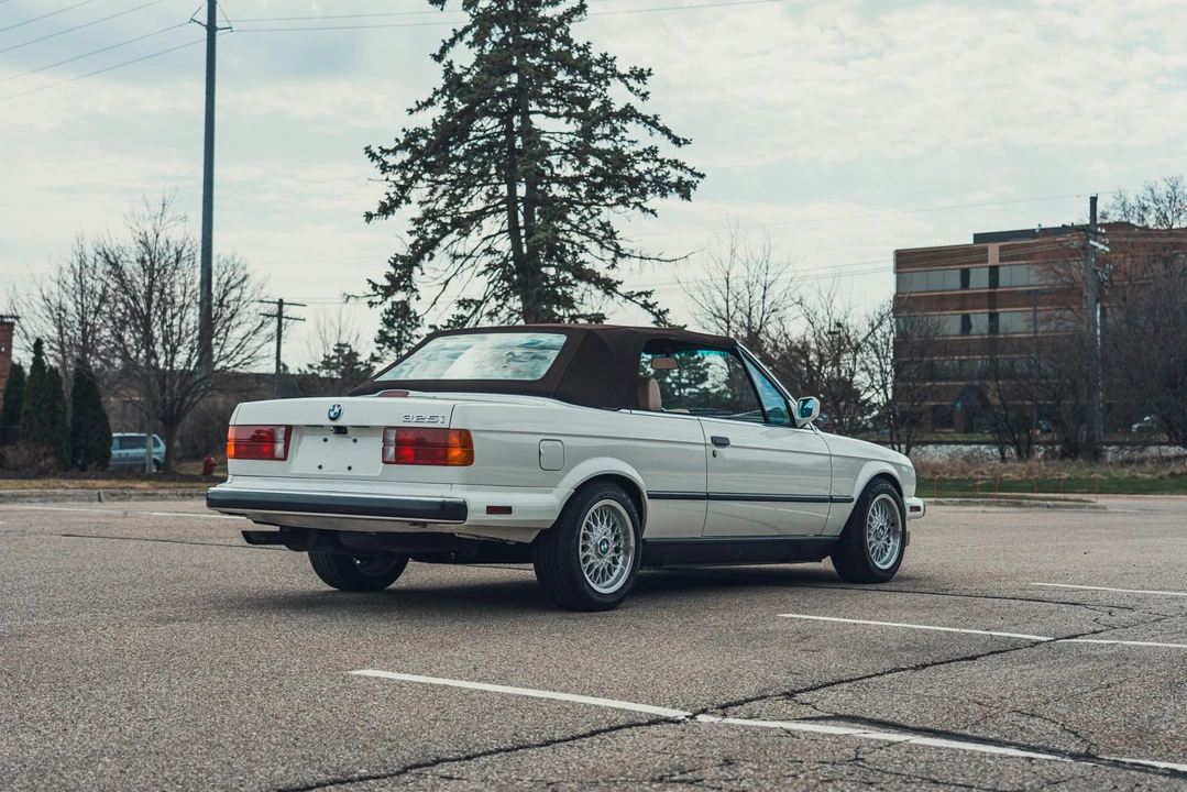 1991 BMW E30 3 Series - Image 13 of 31