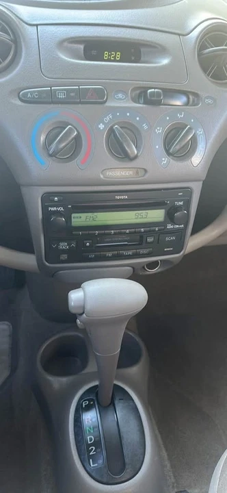 2003 Toyota Echo - Image 4 of 10