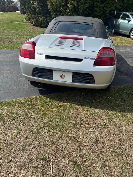 2000 Toyota MR2 Spyder/MR-S - Image 2 of 6