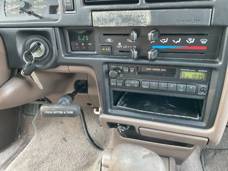 1995 Toyota 4Runner 2nd Gen - Image 17 of 21