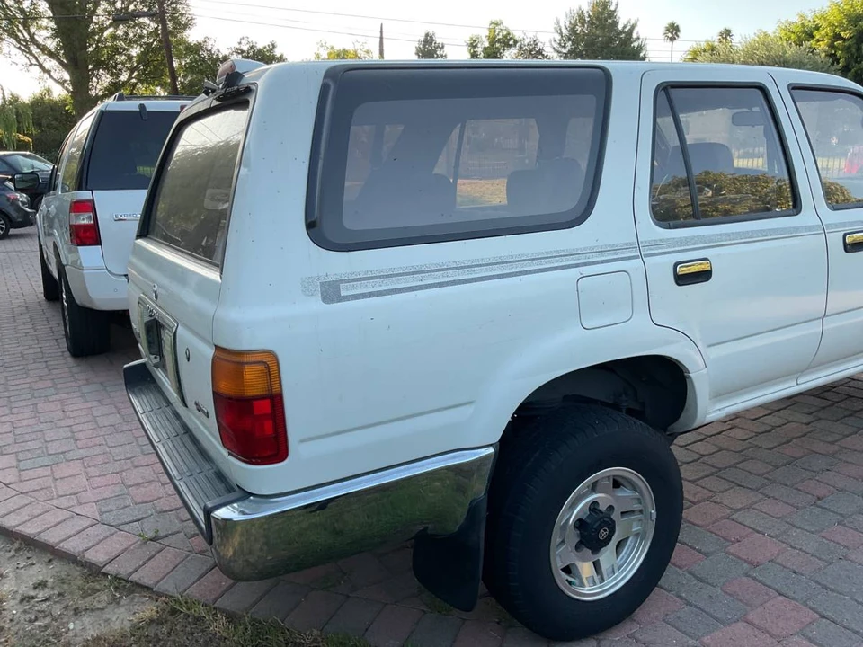 1995 Toyota 4Runner 2nd Gen - Image 4 of 21