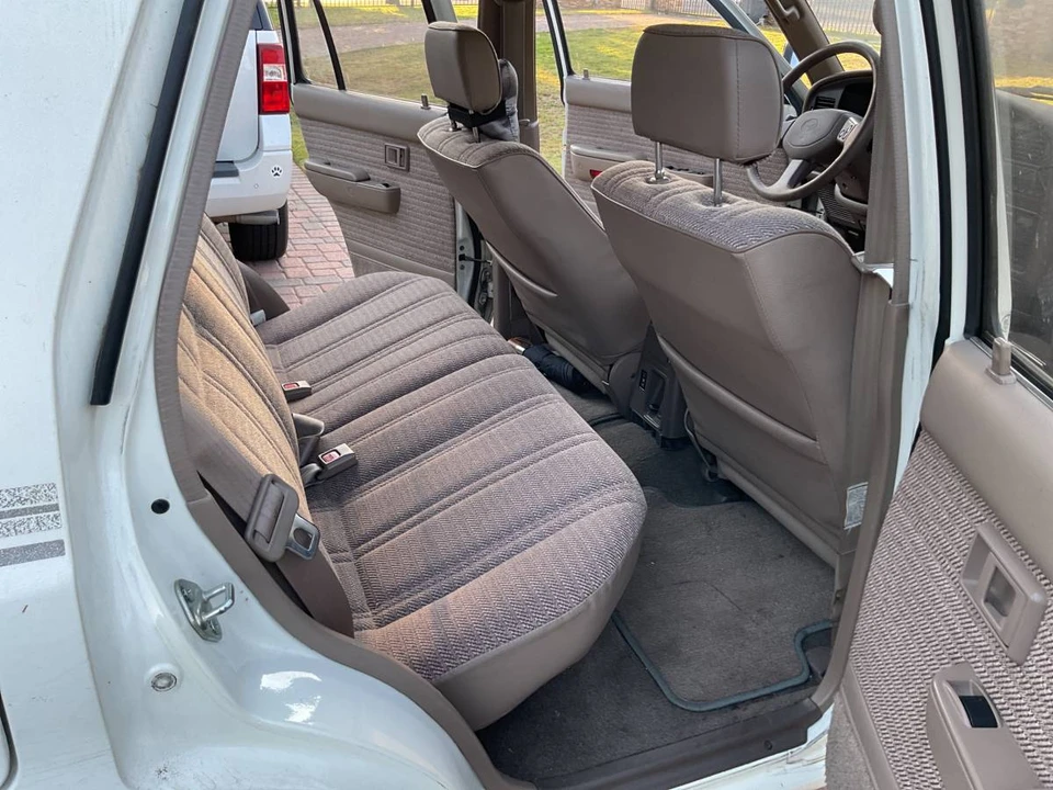 1995 Toyota 4Runner 2nd Gen - Image 11 of 21