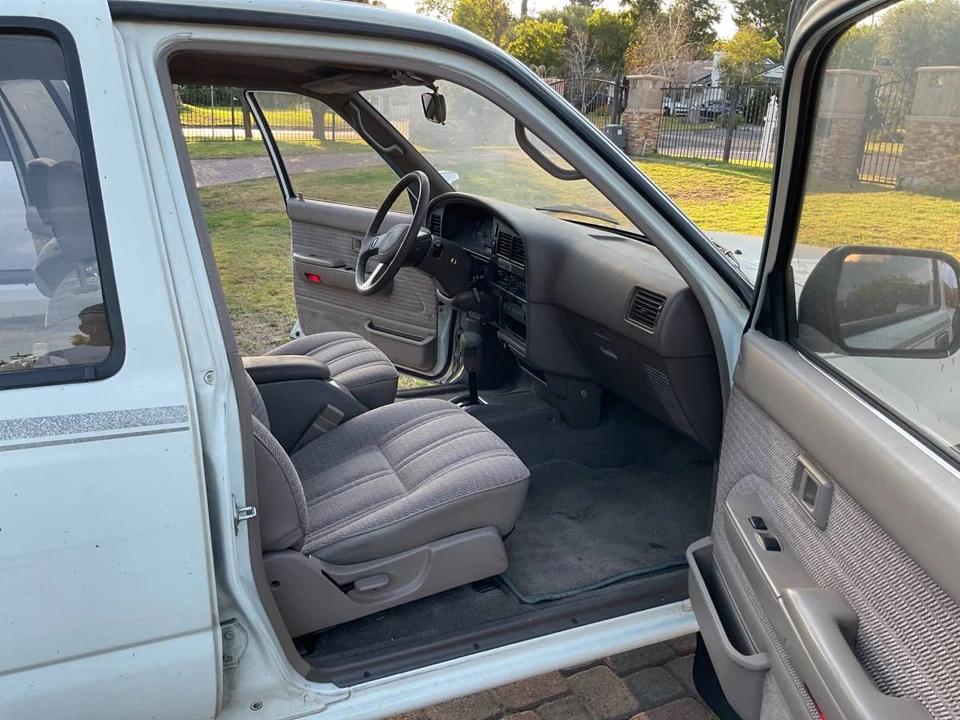1995 Toyota 4Runner 2nd Gen - Image 10 of 21